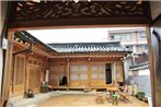 Namhyeondang Hanok Guesthouse