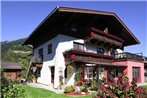 Apartment in Bramberg am Wildkogel with balcony