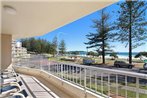 Rainbow Place unit 5 - Beachfront apartment in Rainbow Bay Coolangatta