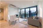 EQ Tower Luxury 1 Bedroom Central Melbourne