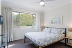 2 'Bronte Court' 17 Magnus Street - air con