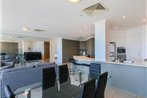 Stylish 3 Bedroom Apartment In Goldcoast