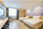 Atour Hotel (Jiangyin Binjiang Middle Road Sports Center)