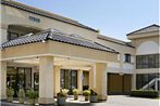 Days Inn & Suites by Wyndham Artesia