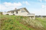 Three-Bedroom Holiday home in Henne 8