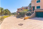Cozy Villa in Mont-Roig del Camp with Swimming Pool