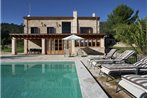 Cozy Holiday Home in Petra Majorca with Private Pool