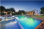 Alcudia Villa Sleeps 8 with Pool Air Con and WiFi