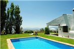 Beautiful Cottage in La Joya with Private Swimming Pool
