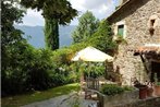 Cozy Cottage in Montseny with Swimming Pool