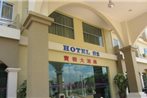 OYO 542 S2 Hotel