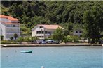 Apartments by the sea Supetarska Draga - Donja