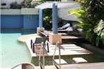 Macrossan House Boutique Holiday Apartments