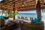 Beachfront Moonstar Villa with private pool