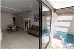 1BTH 1BDR PRME Location BeachCondo Private Mini pool by MINT