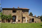 Podere Pievina Suites in Tuscany
