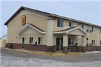 Super 8 by Wyndham Grand Forks