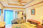 Sea view studio apartment Jomtien beach condo Pattaya