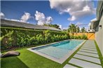 Evolve Mod Fort Lauderdale Home with Shared Pool!