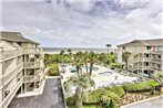Resort Condo with Pool - Steps to Hilton Head Beach!