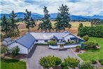 Sequim Home with Mountain Views and Meditation Room!