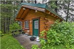 Cozy Cabin on the Creek Near Hiking Trails and Town!