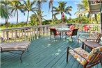 Breezy Kailua-Kona Bungalow with Lanai and Ocean View!